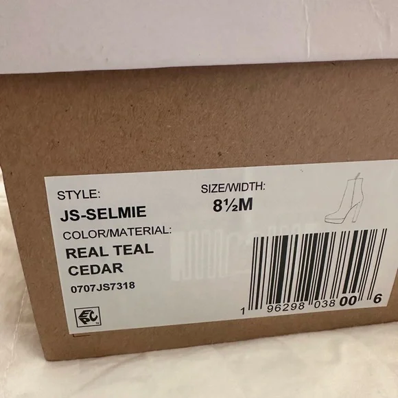 Jessica Simpson booties, deep royal blue. - Picture 6 of 6